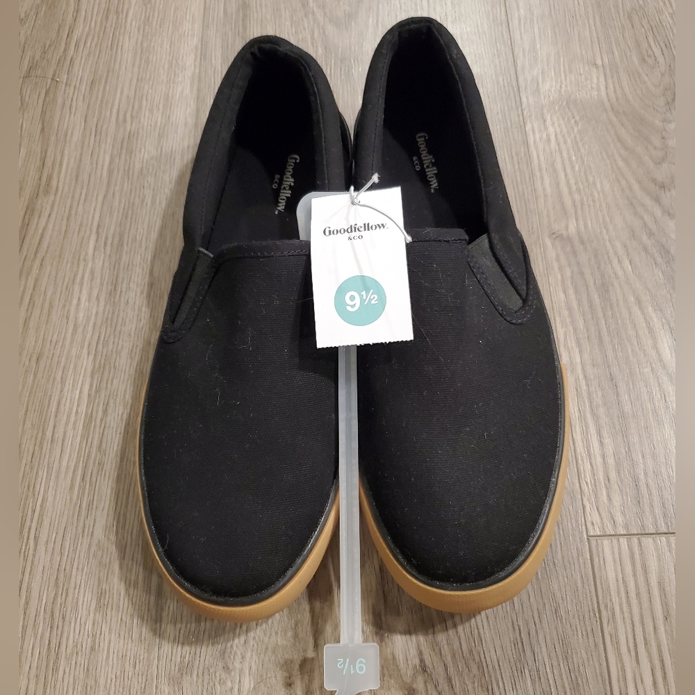 Mens slip ons